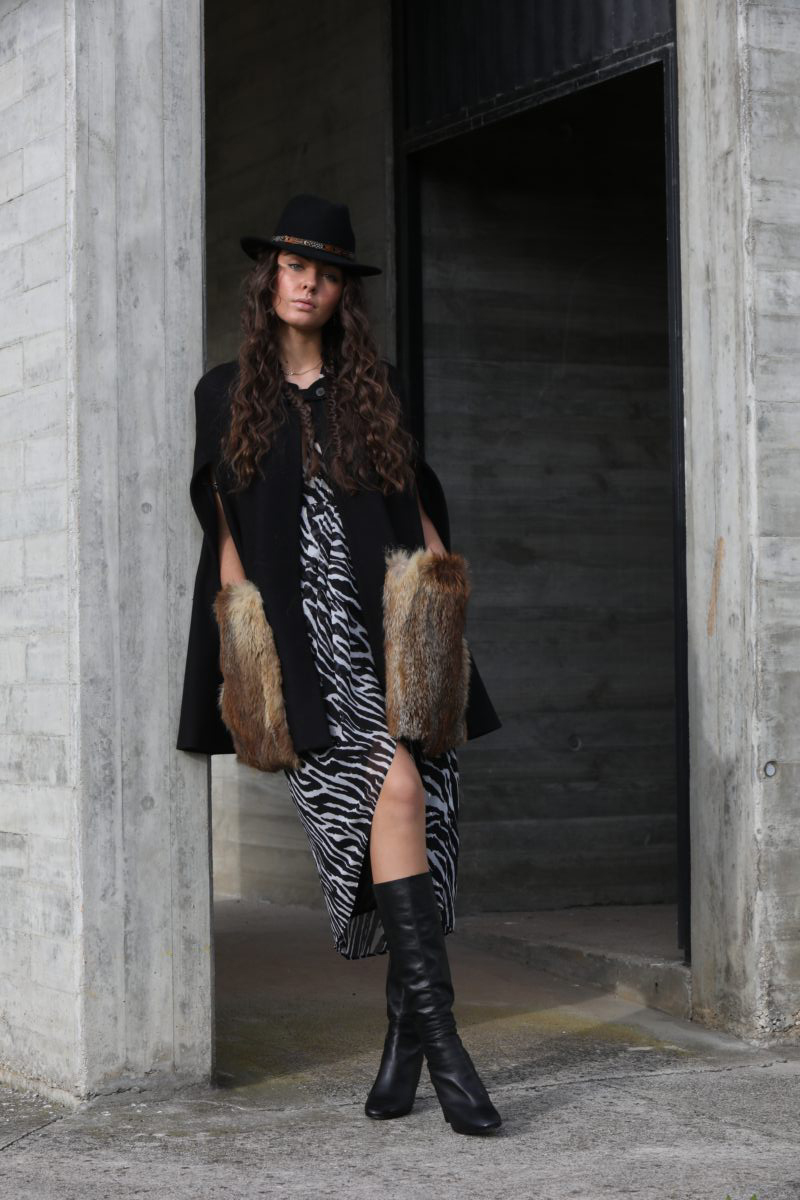 Capa Fox | My Closet Santander - Zoa Madrazo