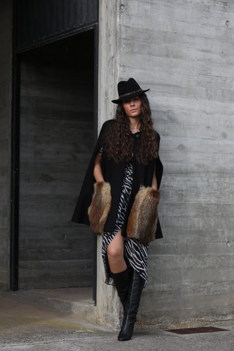 Capa Fox | My Closet Santander - Zoa Madrazo